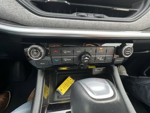 Used 2022 Jeep Compass Latitude w/ Convenience Group image 11