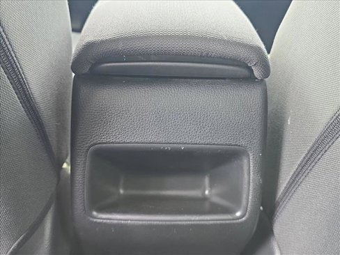 Used 2020 Toyota Corolla LE image 16