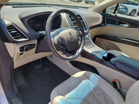 Used 2016 Lincoln MKX Reserve w/ Cargo Utility Package image 15