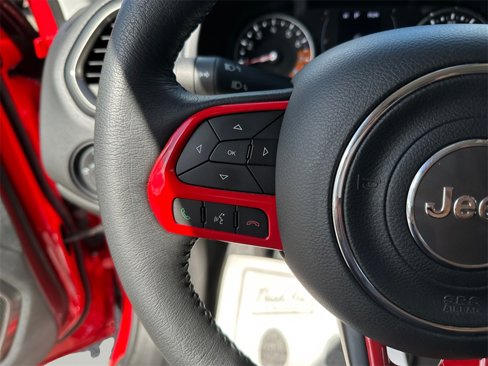 Used 2023 Jeep Renegade Latitude w/ Premium Group image 21