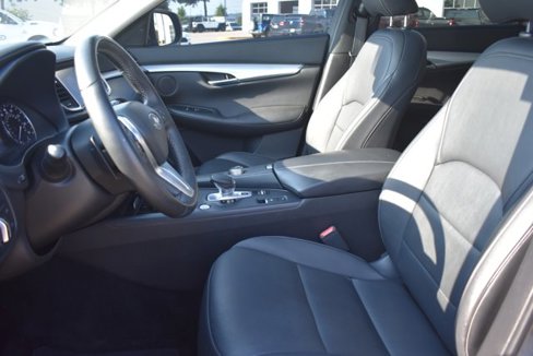 Used 2019 INFINITI QX50 Luxe w/ Cargo Package image 15