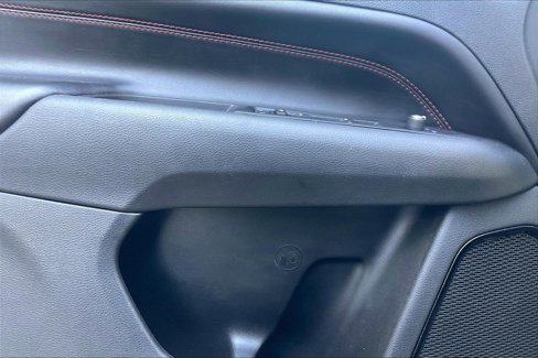 Used 2022 Jeep Compass Trailhawk w/ Trailhawk Elite Group image 16