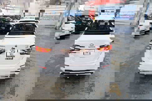 Used 2023 Nissan Sentra SV image 9