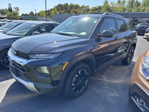 Used 2021 Chevrolet TrailBlazer LT w/ Convenience Package image 4