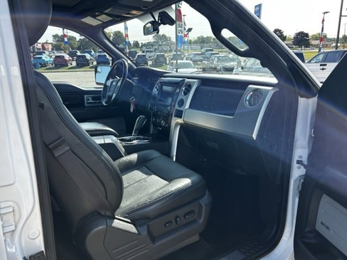 Used 2014 Ford F150 Platinum image 28