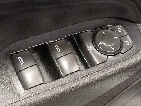 Used 2018 Chevrolet Equinox LT w/ Sun & Infotainment Package image 27