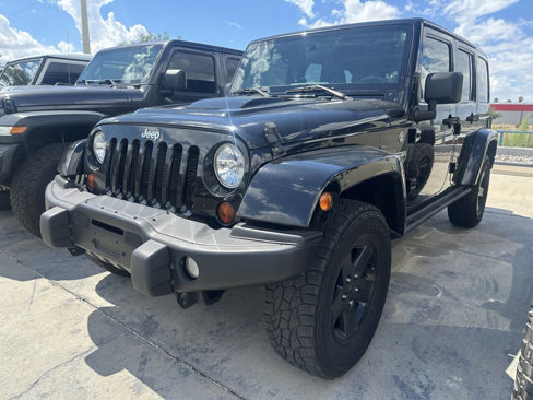 Used 2012 Jeep Wrangler Unlimited Rubicon image 3
