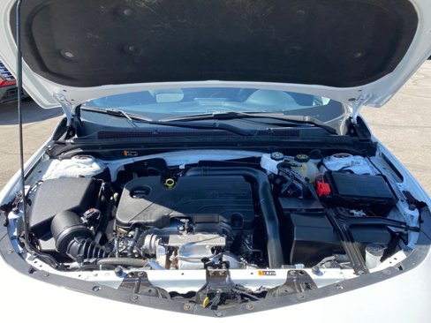 Used 2023 Chevrolet Malibu LT image 32