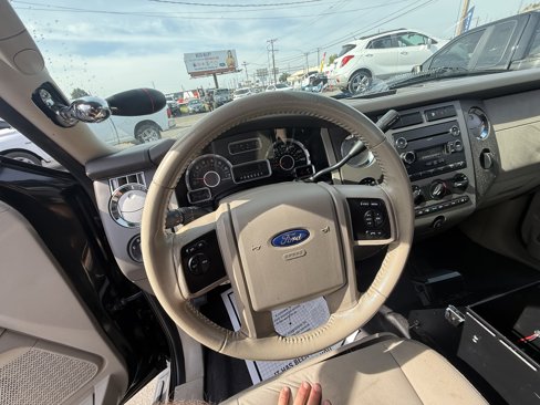 Used 2014 Ford Expedition XL image 12