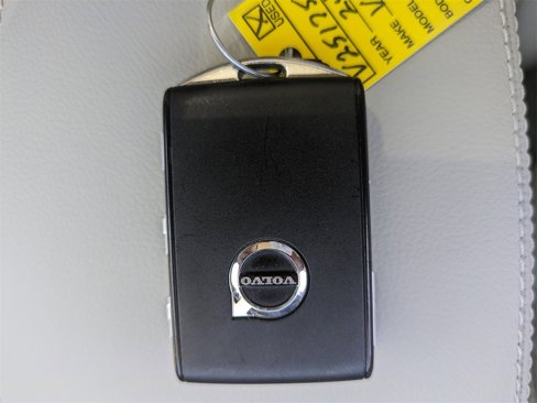 Certified 2024 Volvo XC40 B5 Plus w/ Protection Package Premier image 29