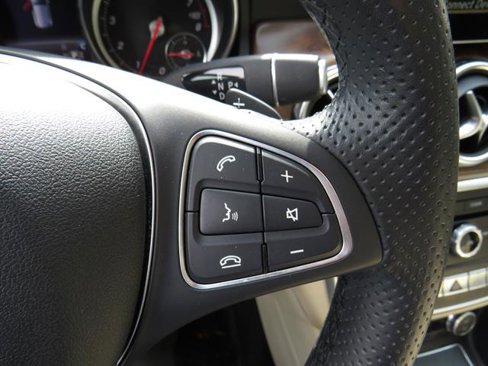 Used 2018 Mercedes-Benz GLA 250 4MATIC image 11