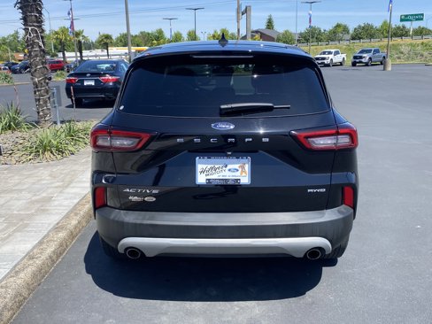 Used 2023 Ford Escape Active image 4