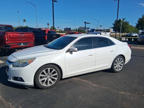 Used 2015 Chevrolet Malibu LT image 1