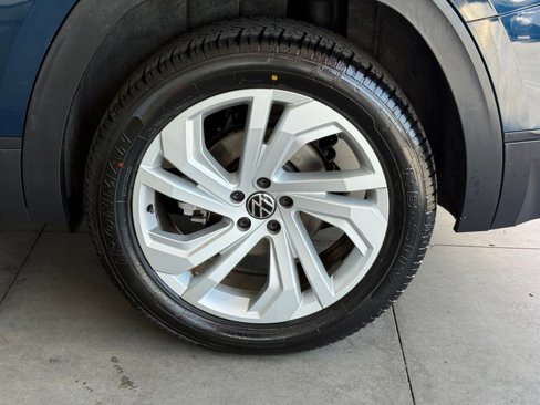 Used 2021 Volkswagen Atlas SE image 16