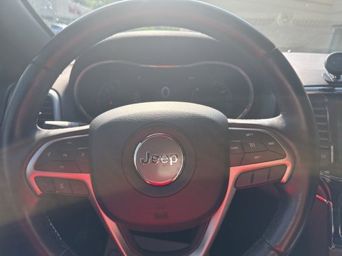 Used 2020 Jeep Grand Cherokee Limited image 20