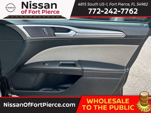 Used 2017 Ford Fusion S image 32