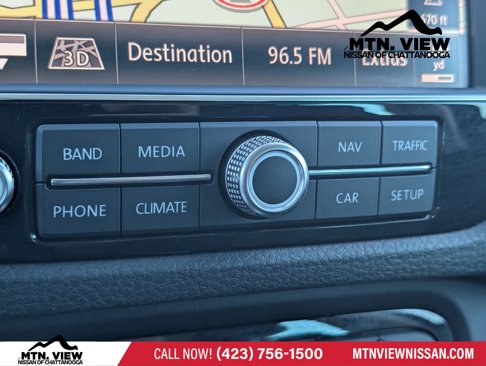 Used 2017 Volkswagen Touareg Sport image 21