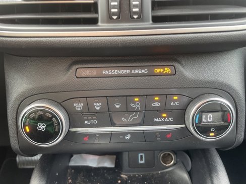 Certified 2020 Ford Escape SEL image 34