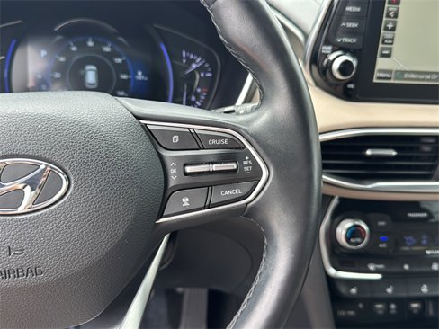 Used 2019 Hyundai Santa Fe FWD image 16