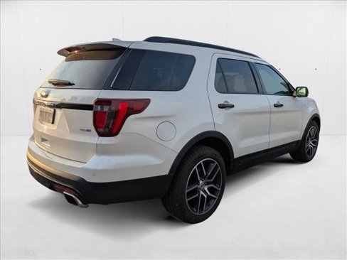 Used 2016 Ford Explorer Sport w/ Equipment Group 401A image 5