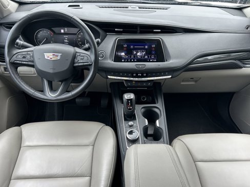 Used 2019 Cadillac XT4 Premium Luxury w/ Cold Weather Package image 13