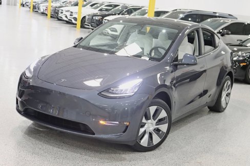 Used 2023 Tesla Model Y Long Range image 5