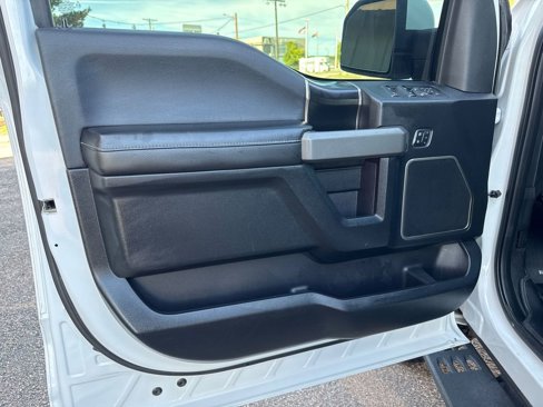 Used 2017 Ford F150 Raptor w/ Equipment Group 802A Luxury image 48