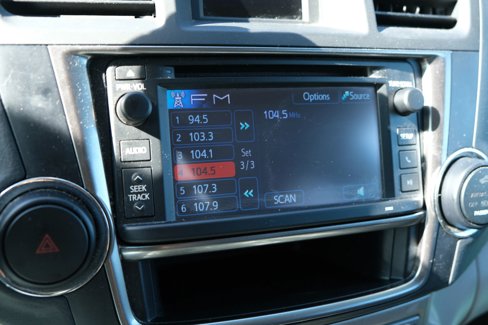 Used 2013 Toyota Highlander 4WD image 25