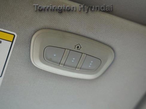 Used 2019 Jeep Cherokee Limited image 22