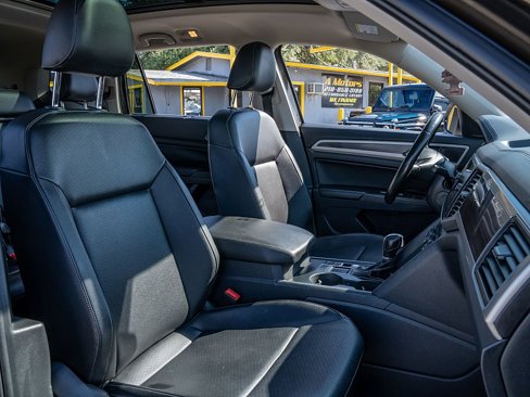 Used 2019 Volkswagen Atlas SE w/ Panoramic Sunroof Package image 21