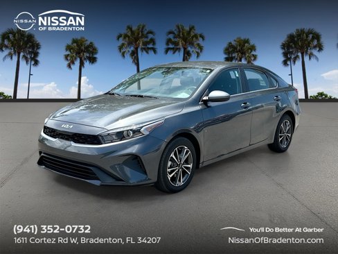 Used 2024 Kia Forte LXS image 1