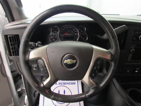 Used 2019 Chevrolet Express 3500 w/ Driver Convenience Package image 38