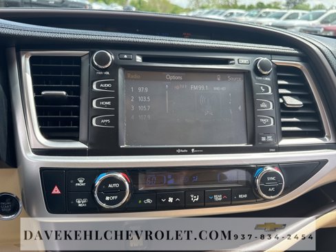 Used 2015 Toyota Highlander XLE image 66