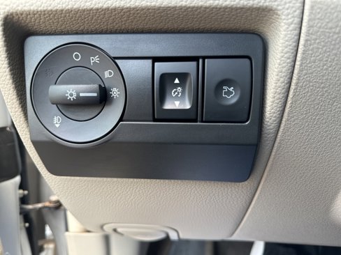 Used 2010 Ford Fusion SEL image 15