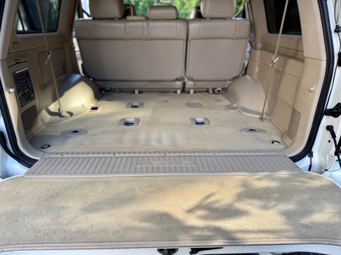 Used 2006 Lexus LX 470 4WD image 26