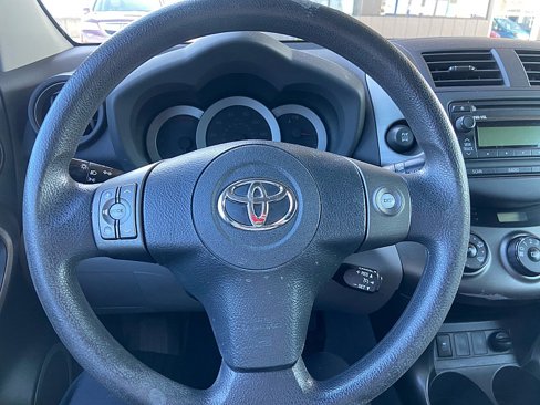Used 2012 Toyota RAV4 4WD image 11
