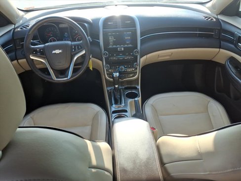 Used 2015 Chevrolet Malibu LT w/ Leather Package image 5