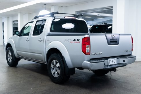 Used 2011 Nissan Frontier PRO-4X w/ Pro-4x Luxury Pkg image 4