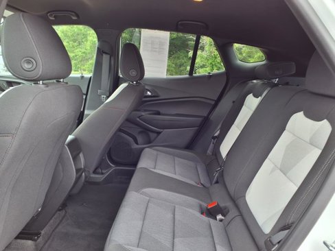 Used 2025 Chevrolet Trax RS image 22