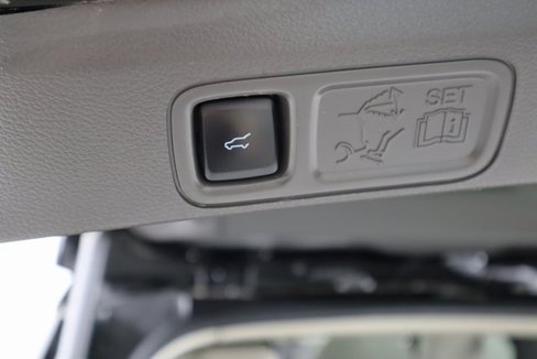 Used 2019 Ford Expedition Limited w/ Equipment Group 302A image 17