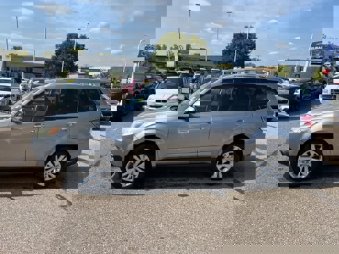 Used 2011 Subaru Forester 2.5X Touring image 2