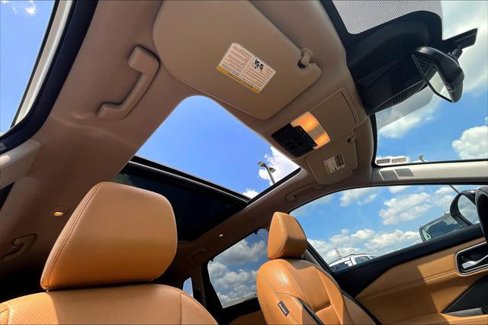 Used 2021 Nissan Rogue Platinum image 24