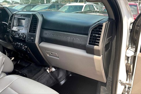 Used 2019 Ford F250 XL w/ Power Equipment Group image 18