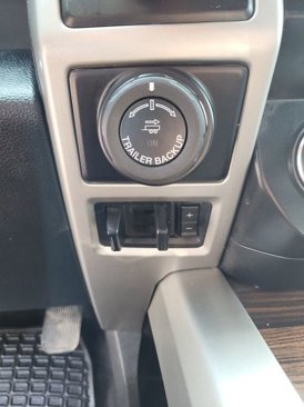 Used 2017 Ford F150 Lariat w/ Equipment Group 502A Luxury image 30