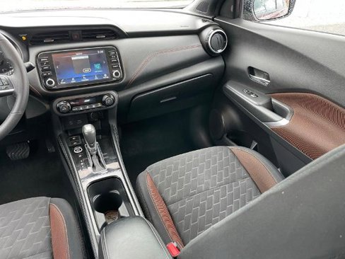 Certified 2023 Nissan Kicks SR image 11