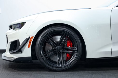 Used 2020 Chevrolet Camaro ZL1 image 10