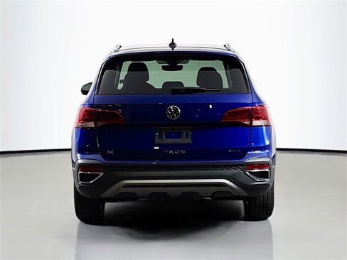 Used 2022 Volkswagen Taos SE image 6