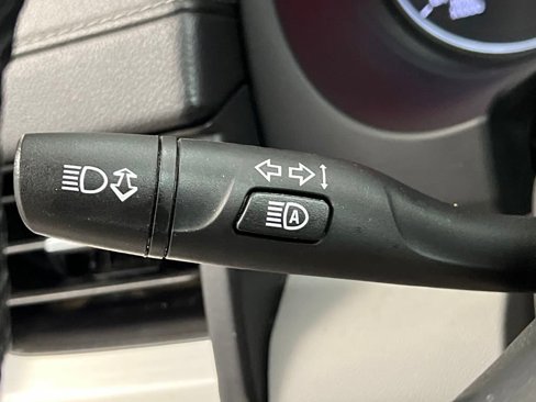 Used 2023 GMC Terrain SLT image 43