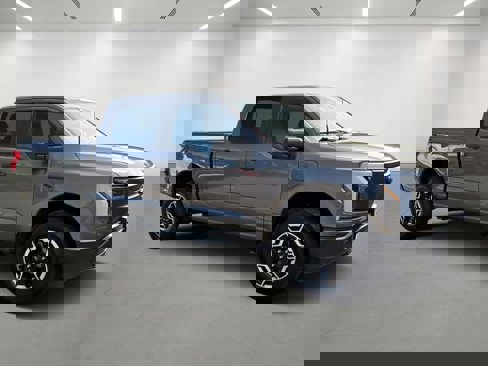 Used 2023 Ford F150 Lightning Pro image 6