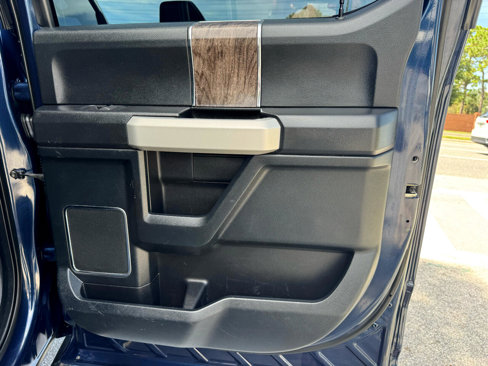 Used 2018 Ford F250 Lariat w/ Lariat Value Package image 46